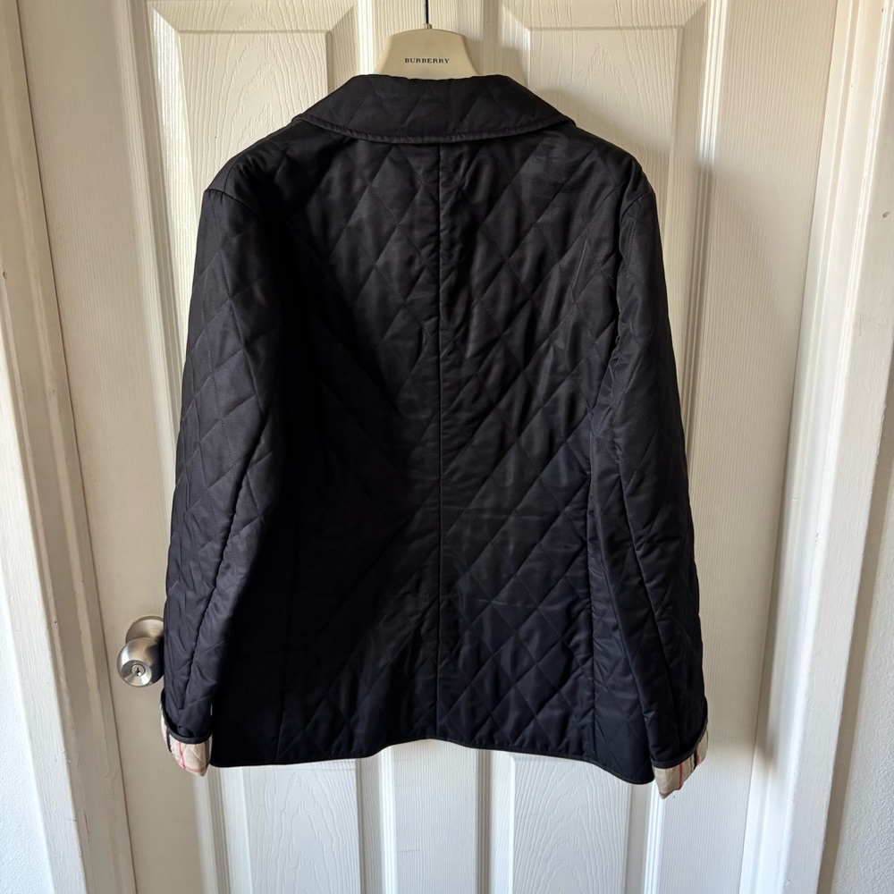 Burberry Black Quilted Women's Jacket - Picture 3 of 14